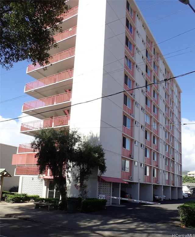 1670 Kalakaua Ave Unit 401, Honolulu, HI 96826 - view of building exterior