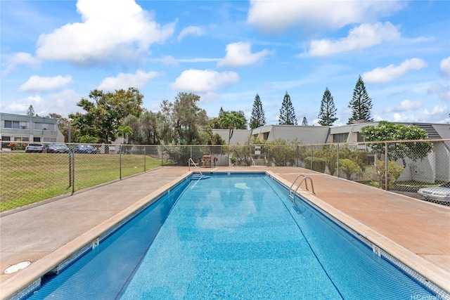 98-685 Kaonohi St Unit E, Aiea, HI 96701 - view of community pool