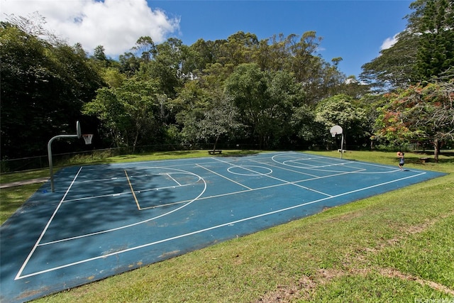 95-802 Wikao St Unit R106, Mililani, HI 96789 - view of basketball court with community basketball court and a lawn