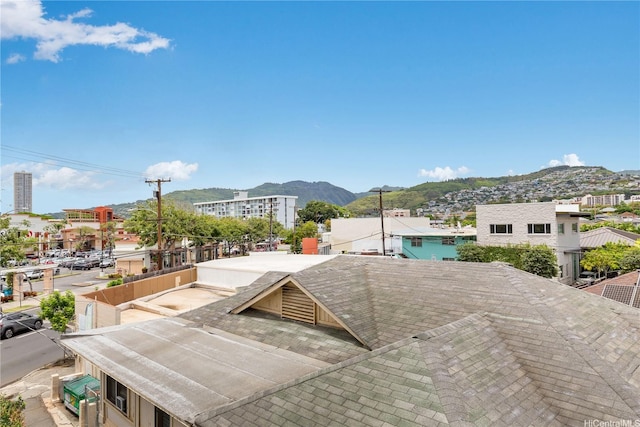 837 Kapahulu Ave Unit 302, Honolulu, HI 96816 - exterior view of a mountain backdrop