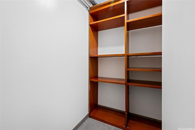 322 Aoloa St Unit 907, Kailua, HI 96734 - view of spacious closet