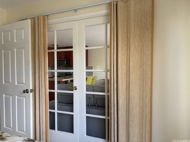 2140 Kuhio Ave Unit 911, Honolulu, HI 96815 - view of closet