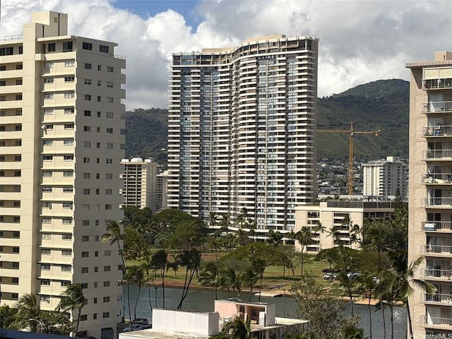 2140 Kuhio Ave Unit 911, Honolulu, HI 96815 - view of city featuring a mountain view
