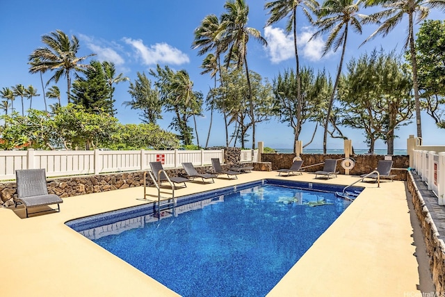 53-549 Kamehameha Hwy Unit 505, Hauula, HI 96717 - community pool with a patio and fence