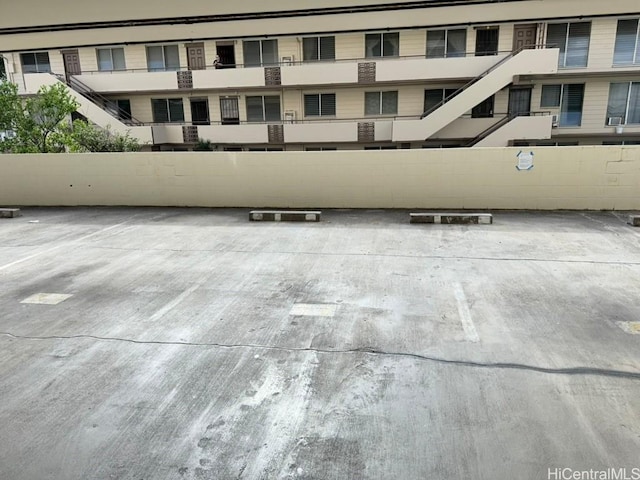 2122 Lime St Unit 604, Honolulu, HI 96826 - view of parking