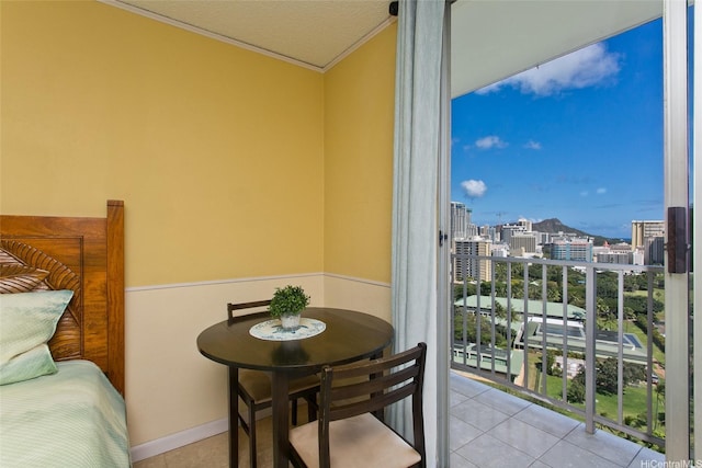 1920 Ala Moana Blvd Unit 2013, Honolulu, HI 96815 - interior space with a city view