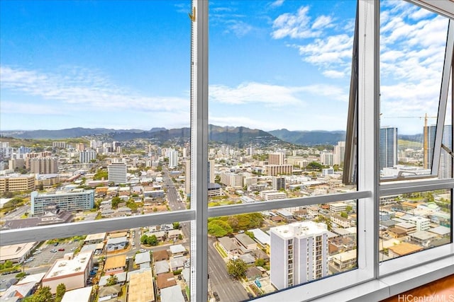 1296 Kapiolani Blvd Unit 3403, Honolulu, HI 96814 - detailed view of a city view and a mountain backdrop
