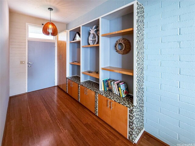 1020 Green St Unit Ph2, Honolulu, HI 96822 - interior space featuring dark wood-type flooring and built in features