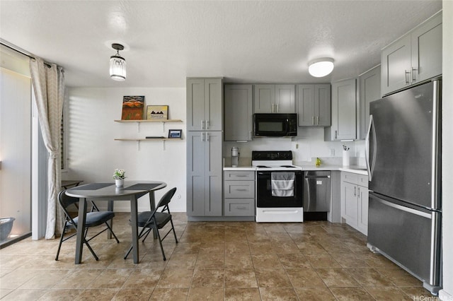84-688 Ala Mahiku St Unit 166B, Waianae, HI 96792 - photo 6