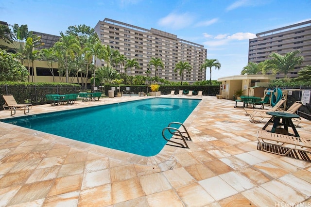 3161 Ala Ilima St Unit 811, Honolulu, HI 96818 - community pool featuring a patio area and fence