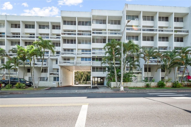 46-270 Kahuhipa St Unit A419, Kaneohe, HI 96744 - view of apartment building / complex