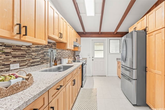 99-588 Auhau Pl, Aiea, HI 96701 - kitchen featuring stainless steel appliances, a sink, light brown cabinets, tasteful backsplash, and under cabinet range hood