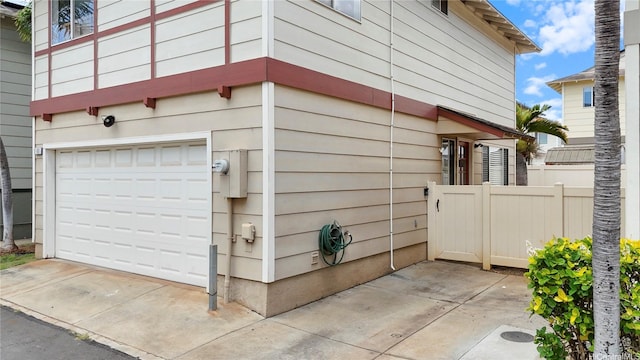 91-1860 Luahoana St Unit 114, Ewa Beach, HI 96706 - view of garage