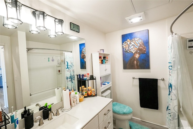91-3633 Kauluakoko St Unit 5204, Ewa Beach, HI 96706 - bathroom featuring visible vents, a shower with shower curtain, toilet, and vanity