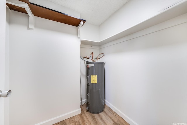 1031 Maunaihi Pl Unit 802, Honolulu, HI 96822 - utility room with electric water heater