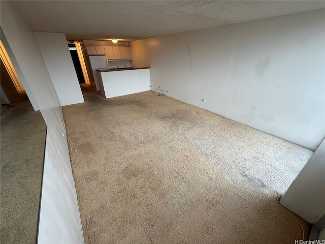 2611 Ala Wai St Unit 806, Honolulu, HI 96815 - unfurnished living room featuring carpet