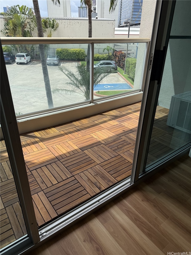 1133 Waimanu St Unit 201, Honolulu, HI 96814 - view of balcony