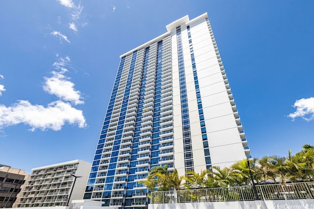 1631 Kapiolani Blvd Unit 3706, Honolulu, HI 96814 - view of apartment building / complex
