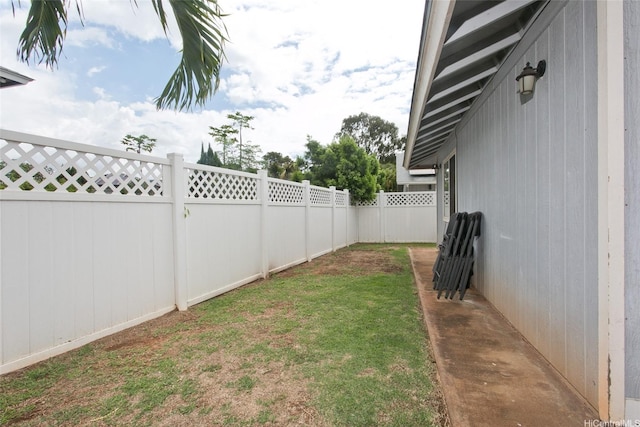 91-104 Auhola Pl, Ewa Beach, HI 96706 - view of yard with a fenced backyard