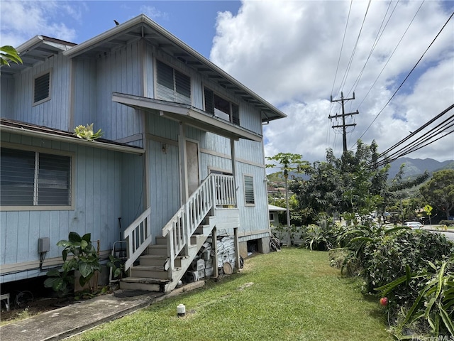 1079 Keolu Dr, Kailua, HI 96734 - exterior space featuring a lawn
