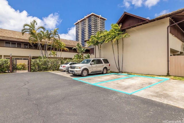 6215 Kawaihae Pl Unit B102, Honolulu, HI 96825 - view of uncovered parking lot