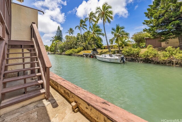6215 Kawaihae Pl Unit B102, Honolulu, HI 96825 - water view with stairs