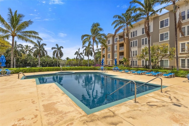 520 Lunalilo Home Rd Unit 8124, Honolulu, HI 96825 - community pool with a patio area and fence