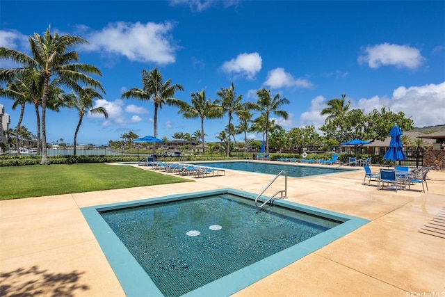 520 Lunalilo Home Rd Unit 8124, Honolulu, HI 96825 - pool with a patio, fence, and a yard