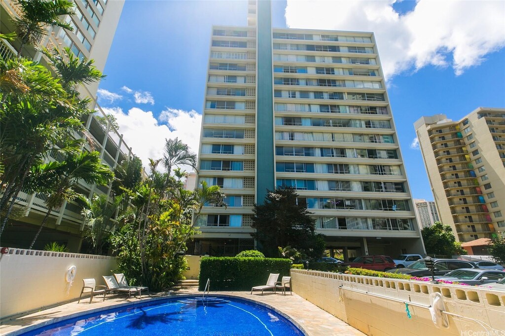 435 Seaside Ave Unit 1001, Honolulu, HI 96815 - photo 1