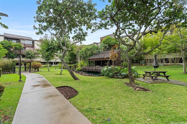 1015 Aoloa Pl Unit 258, Kailua, HI 96734 - surrounding community featuring a yard