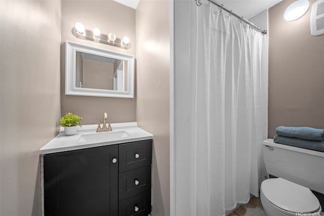 1459 Pele St Unit 206, Honolulu, HI 96813 - bathroom featuring toilet, a shower with curtain, and vanity