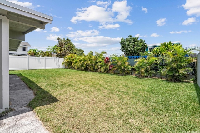 45-008 Mahalani Cir, Kaneohe, HI 96744 - view of yard featuring a fenced backyard