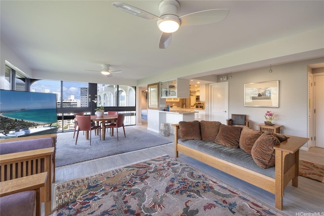 1022 Prospect St Unit 903E, Honolulu, HI 96822 - photo 1