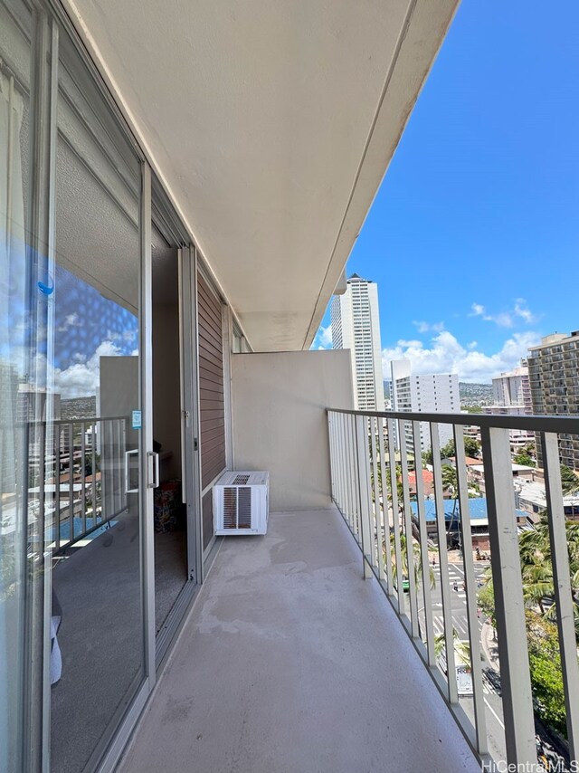 364 Seaside Ave Unit 1109, Honolulu, HI 96815 - balcony with a view of city