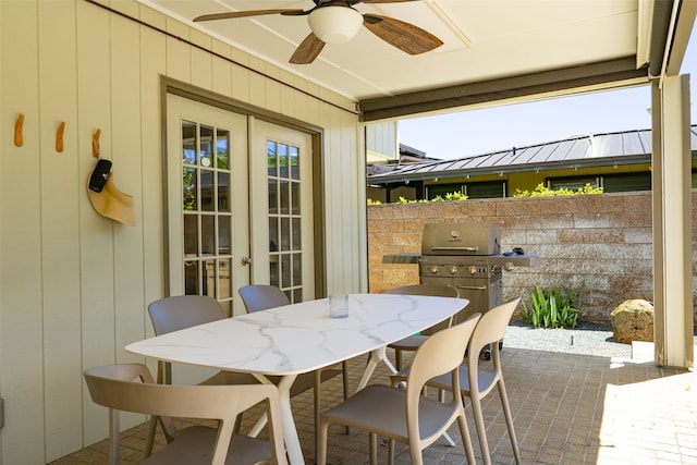 760 Onaha St, Honolulu, HI 96816 - sunroom featuring french doors
