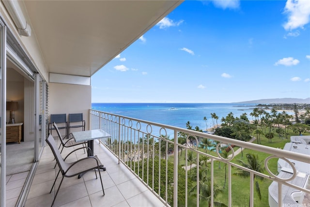 2161 Kalia Rd Unit 1112, Honolulu, HI 96815 - balcony featuring a water view