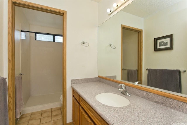 98-1819 Kaahumanu St Unit 78B, Aiea, HI 96701 - full bath featuring toilet, tile patterned floors, vanity, and a shower
