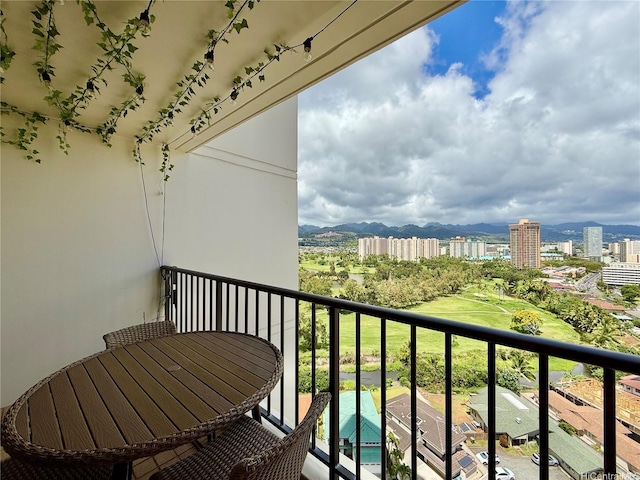 990 Ala Nanala St Unit 19A, Honolulu, HI 96818 - balcony featuring a view of city