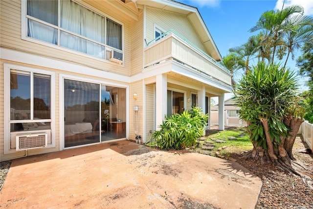 91-1012 Laaulu St Unit 28A, Ewa Beach, HI 96706 - entrance to property with a balcony, a patio, and cooling unit