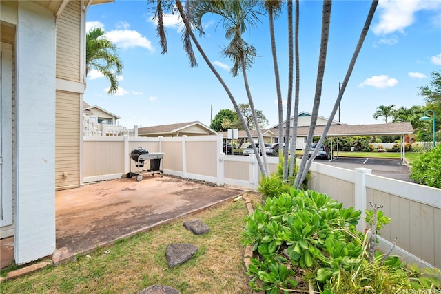 91-1012 Laaulu St Unit 28A, Ewa Beach, HI 96706 - fenced yard featuring a patio area