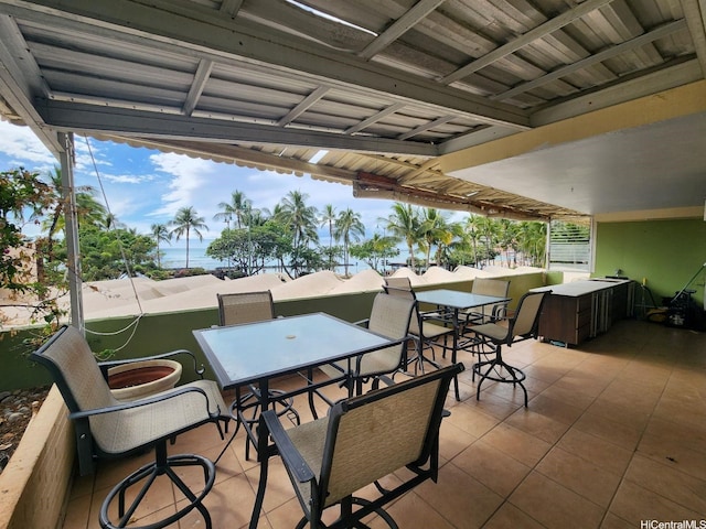 2500 Kalakaua Ave Unit 201, Honolulu, HI 96815 - view of patio with outdoor dining space