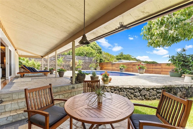 2055 Alihilani Pl, Honolulu, HI 96822 - fenced backyard with a patio area and outdoor dining area