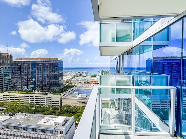 629 Keeaumoku St Unit 2205, Honolulu, HI 96814 - balcony featuring a city view and a water view