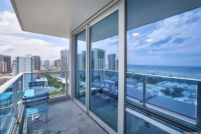 1391 Kapiolani Blvd Unit 2512, Honolulu, HI 96814 - balcony featuring a view of city and a water view