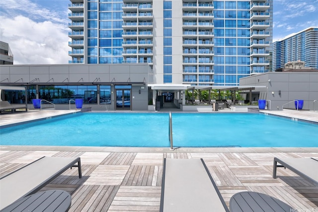 1391 Kapiolani Blvd Unit 2512, Honolulu, HI 96814 - view of community pool