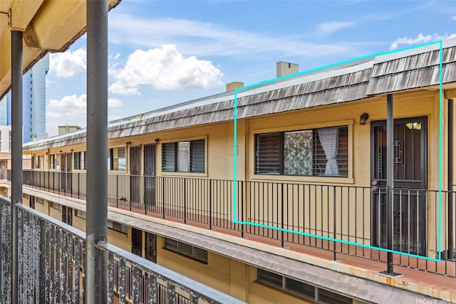 3003 Ala Napuaa Pl Unit 401, Honolulu, HI 96818 - view of building exterior