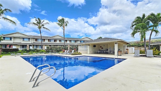 92-1490 Aliinui Dr Unit 803, Kapolei, HI 96707 - community pool featuring a patio and fence