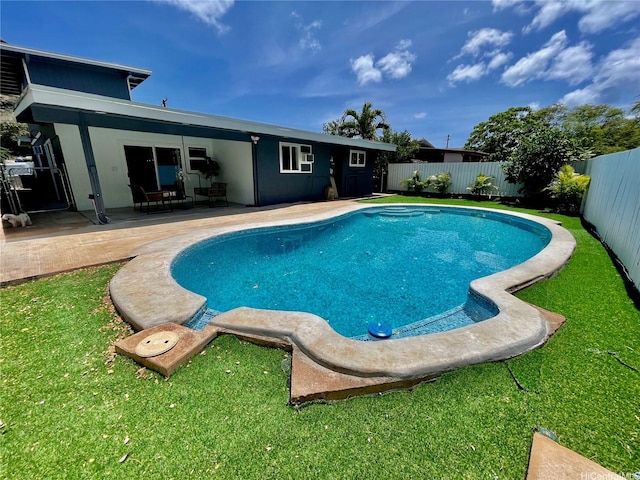 87-224 Laulele St, Waianae, HI 96792 - view of swimming pool with a patio area
