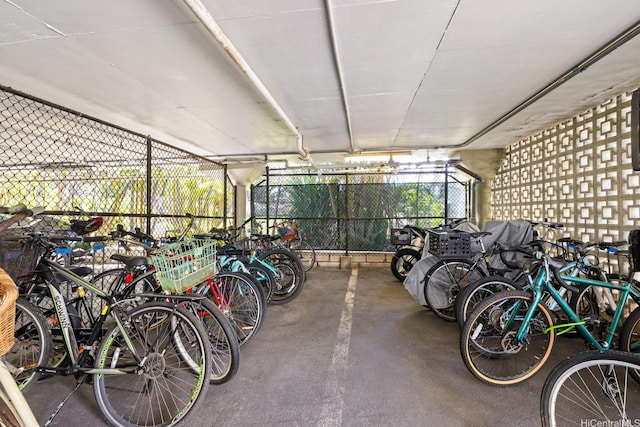 322 Aoloa St Unit 1403, Kailua, HI 96734 - view of garage