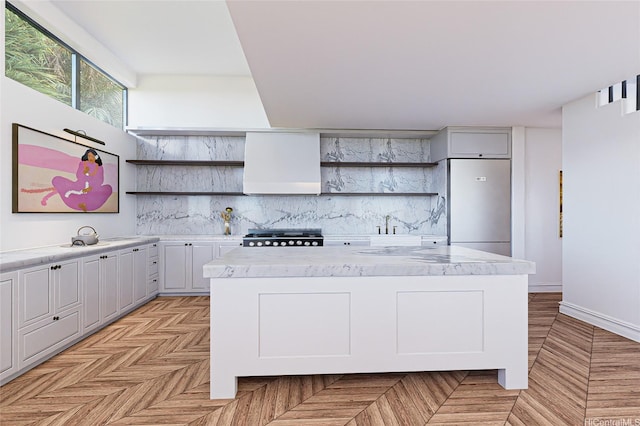 3234 Pelekane Dr, Honolulu, HI 96817